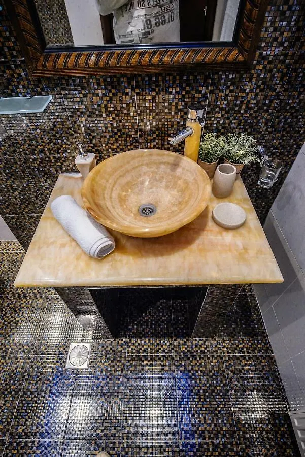 One Of A Kind Luxury Apartment In City Center Near Helexpo سالونيك