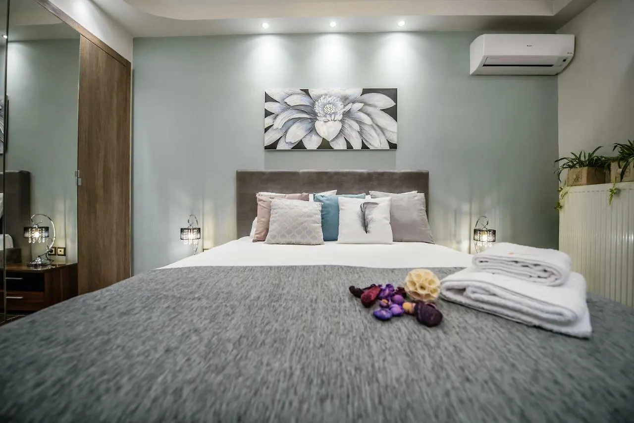 One Of A Kind Luxury Apartment In City Center Near Helexpo سالونيك